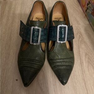 John fluevog green croc show